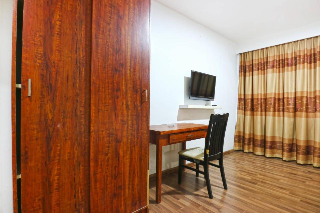 Lee Garden Hotel Medan Exterior foto